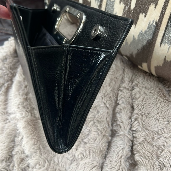 Classy BKACK CLUTCH with SILVER Handle - Picture 11 of 14